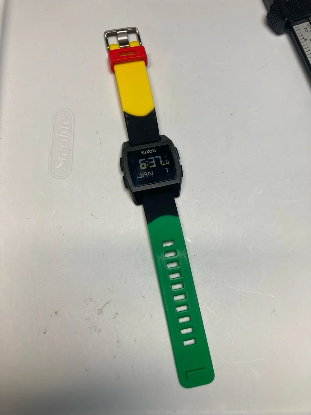 Nixon Base Tide, Rasta red green yellow color way, rare, new battery, Digital - Picture 1 of 16